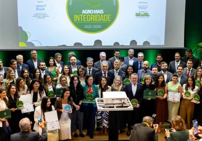 a42ab1d9-76c7-4e04-a266-27efc342a946