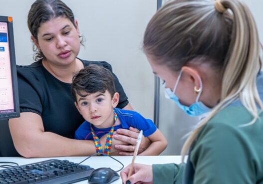 assistência em pessoas com TEA