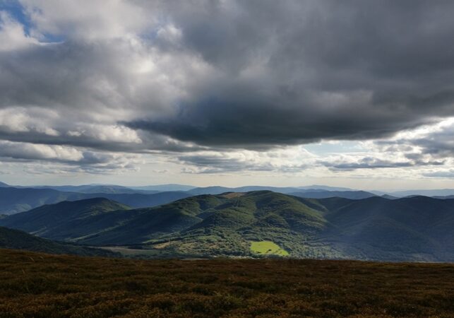 scenic-view-mountains-against-sky