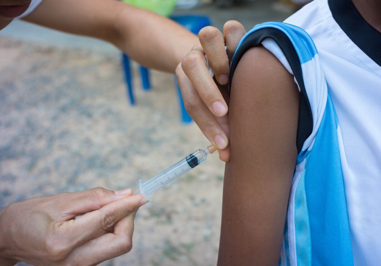 Selective focus,Doctor inject vaccine to patient.