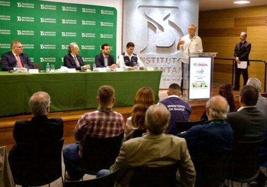 vacina brasileira da dengue no sus