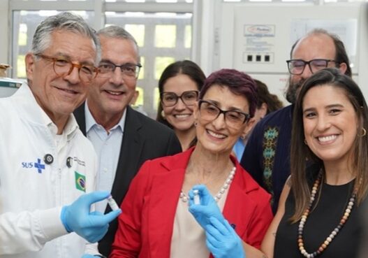 vacina de malária vivax