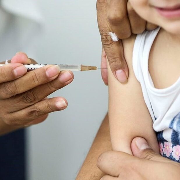 vacinacao-de-gripe-e-saranpo