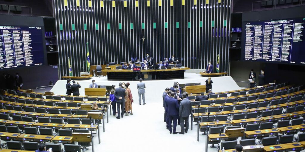 104249 © Antônio Augusto/Câmara dos Deputados